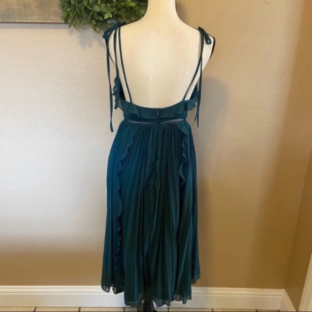 NWOT Lulus Never a Dull Moment Emerald Green Pleated Tie-Strap Midi Dress_10